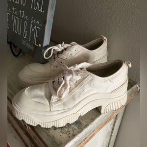 Zara Cream Military Platform Sneakers
